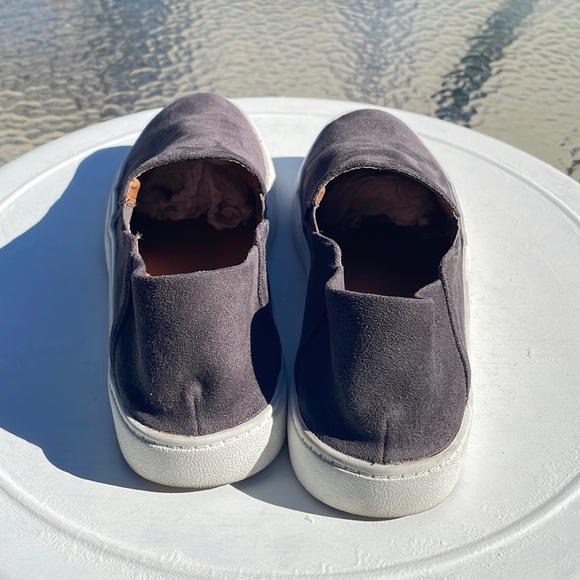 Steve Madden Fayna Womens 7.5 Gray Faux Fabric Kick Down Heel Comfort Flats - Picture 4 of 8